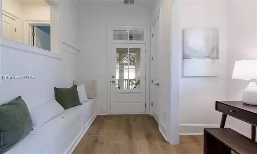 Beaufort, South Carolina 29907, 2 Bedrooms Bedrooms, ,2 BathroomsBathrooms,Residential,For Sale,442804