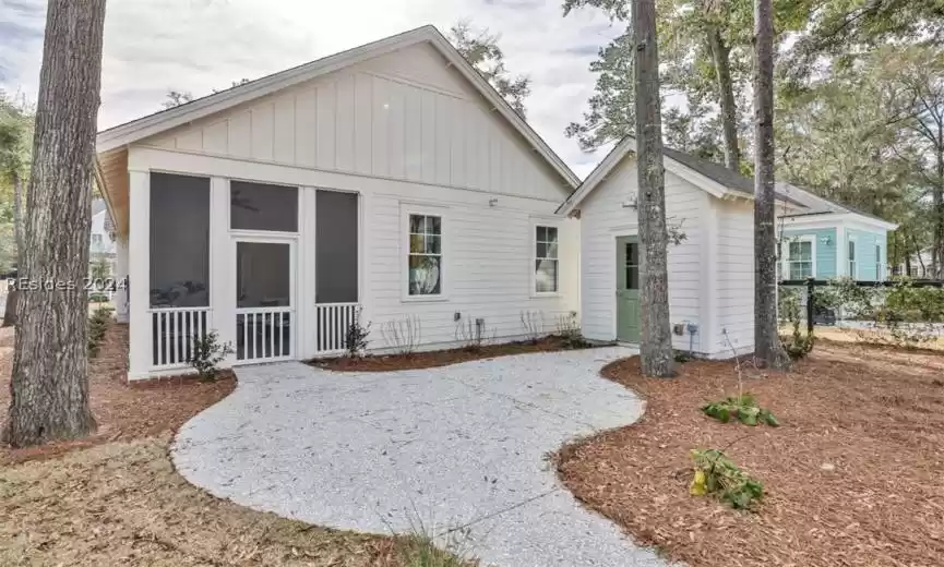 Beaufort, South Carolina 29907, 2 Bedrooms Bedrooms, ,2 BathroomsBathrooms,Residential,For Sale,442804