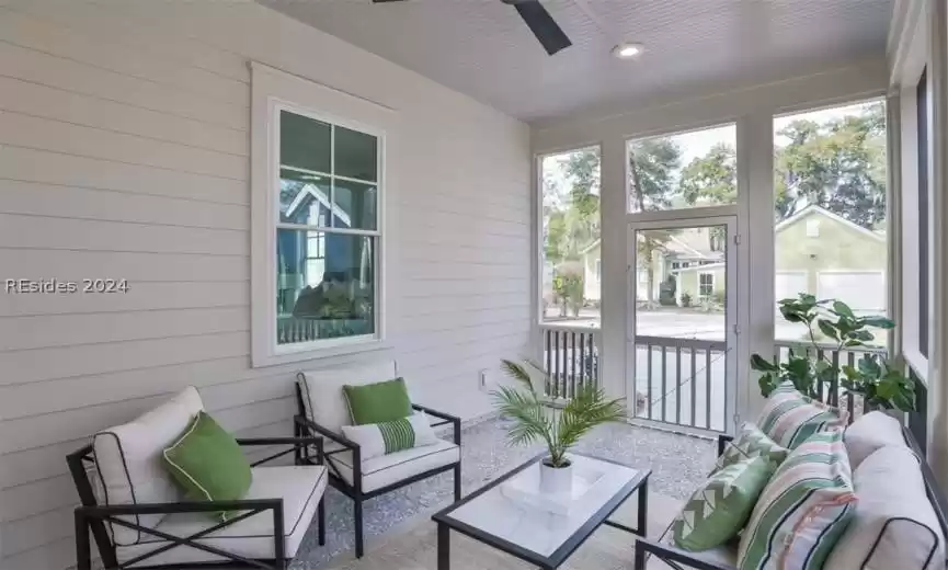 Beaufort, South Carolina 29907, 2 Bedrooms Bedrooms, ,2 BathroomsBathrooms,Residential,For Sale,442804