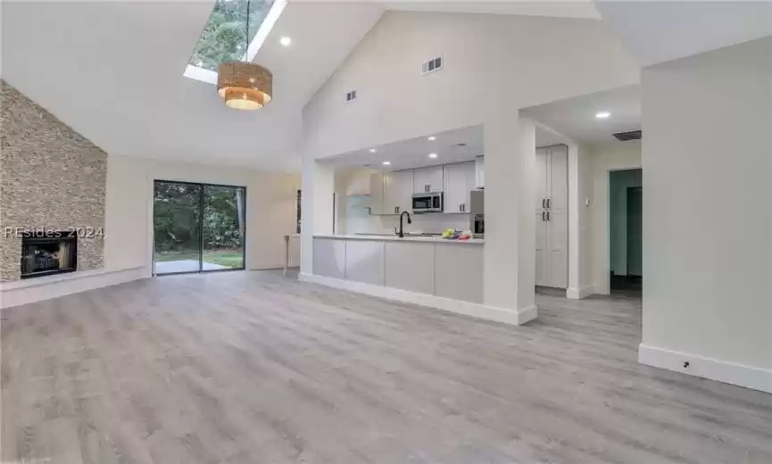 Bluffton, South Carolina 29910, 4 Bedrooms Bedrooms, ,3 BathroomsBathrooms,Residential,For Sale,442468