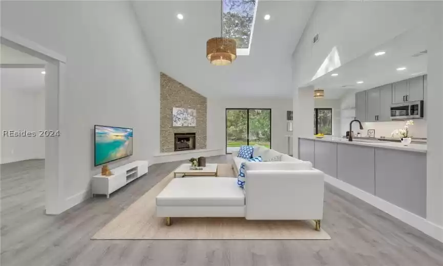 Bluffton, South Carolina 29910, 4 Bedrooms Bedrooms, ,3 BathroomsBathrooms,Residential,For Sale,442468