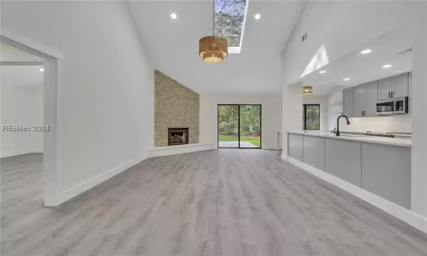 Bluffton, South Carolina 29910, 4 Bedrooms Bedrooms, ,3 BathroomsBathrooms,Residential,For Sale,442468