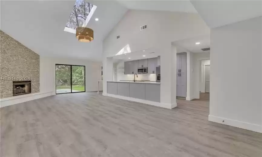 Bluffton, South Carolina 29910, 4 Bedrooms Bedrooms, ,3 BathroomsBathrooms,Residential,For Sale,442468