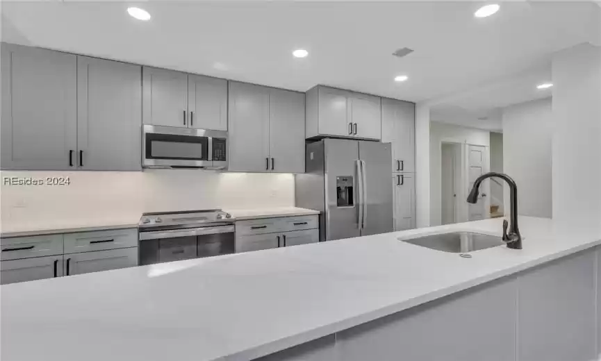 Bluffton, South Carolina 29910, 4 Bedrooms Bedrooms, ,3 BathroomsBathrooms,Residential,For Sale,442468