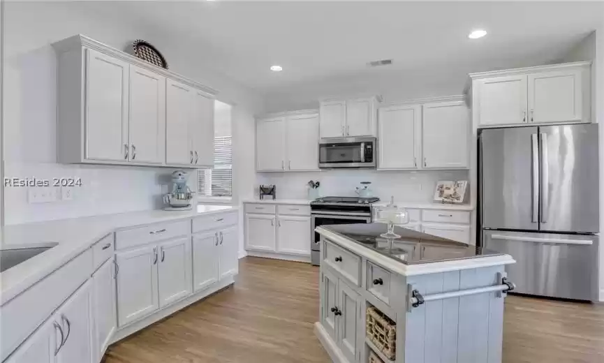 Bluffton, South Carolina 29910, 4 Bedrooms Bedrooms, ,3 BathroomsBathrooms,Residential,For Sale,442215