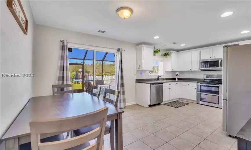 Bluffton, South Carolina 29909, 4 Bedrooms Bedrooms, ,2 BathroomsBathrooms,Residential,For Sale,441712