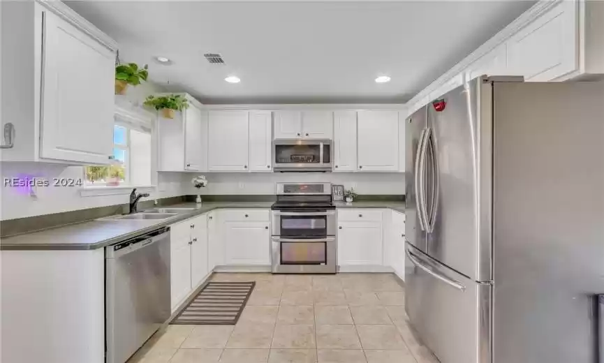 Bluffton, South Carolina 29909, 4 Bedrooms Bedrooms, ,2 BathroomsBathrooms,Residential,For Sale,441712