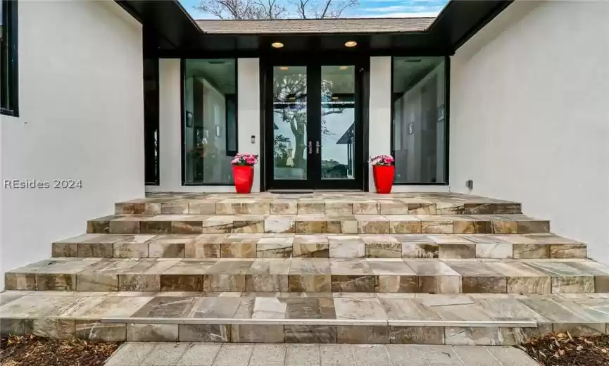 Hilton Head Island, South Carolina 29926, 4 Bedrooms Bedrooms, ,4 BathroomsBathrooms,Residential,For Sale,442114