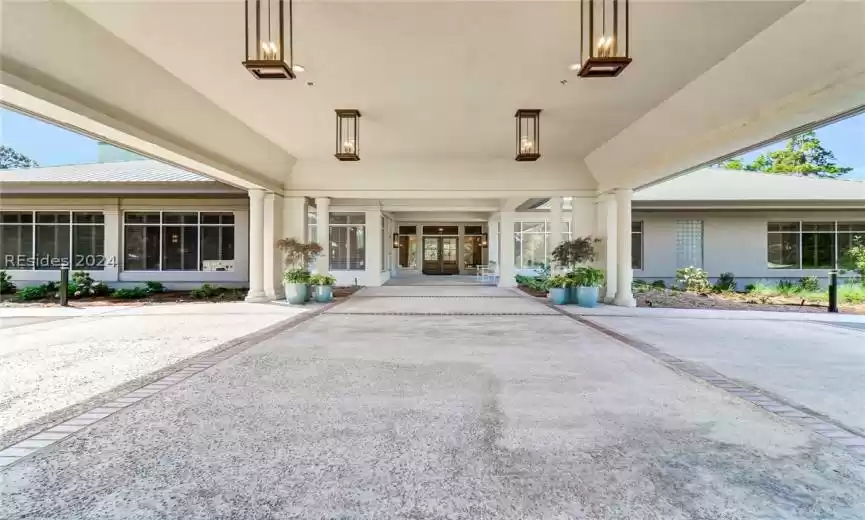 Hilton Head Island, South Carolina 29926, 4 Bedrooms Bedrooms, ,4 BathroomsBathrooms,Residential,For Sale,442114