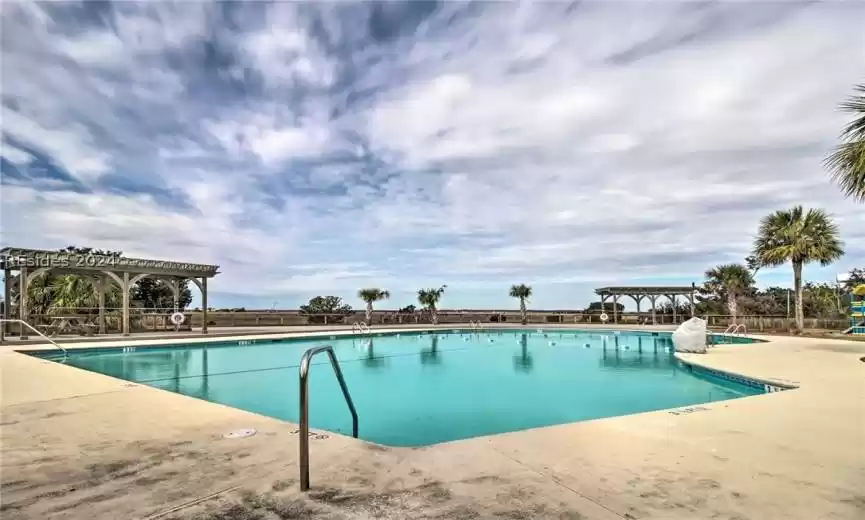 Saint Helena Island, South Carolina 29920, 1 Bedroom Bedrooms, ,1 BathroomBathrooms,Residential,For Sale,442826