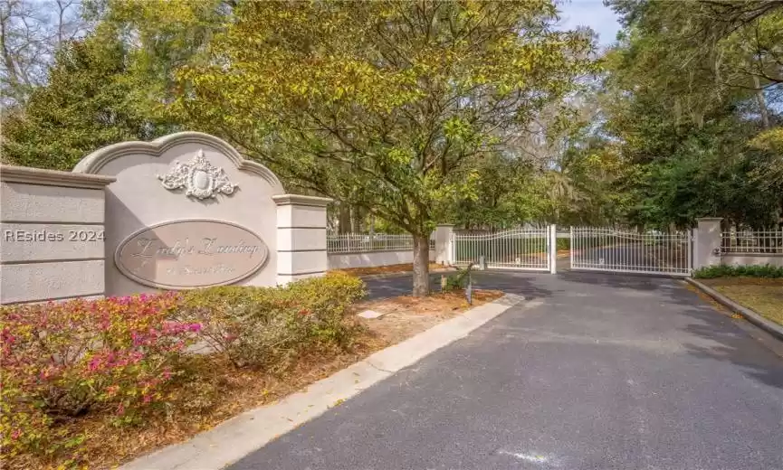 Ladys Island, South Carolina 29907, 2 Bedrooms Bedrooms, ,2 BathroomsBathrooms,Residential,For Sale,442819