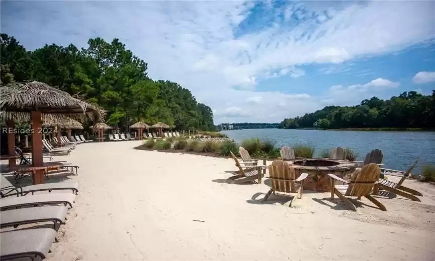 Bluffton, South Carolina 29910, 3 Bedrooms Bedrooms, ,3 BathroomsBathrooms,Residential,For Sale,442690