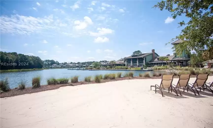 Bluffton, South Carolina 29910, 3 Bedrooms Bedrooms, ,3 BathroomsBathrooms,Residential,For Sale,442698