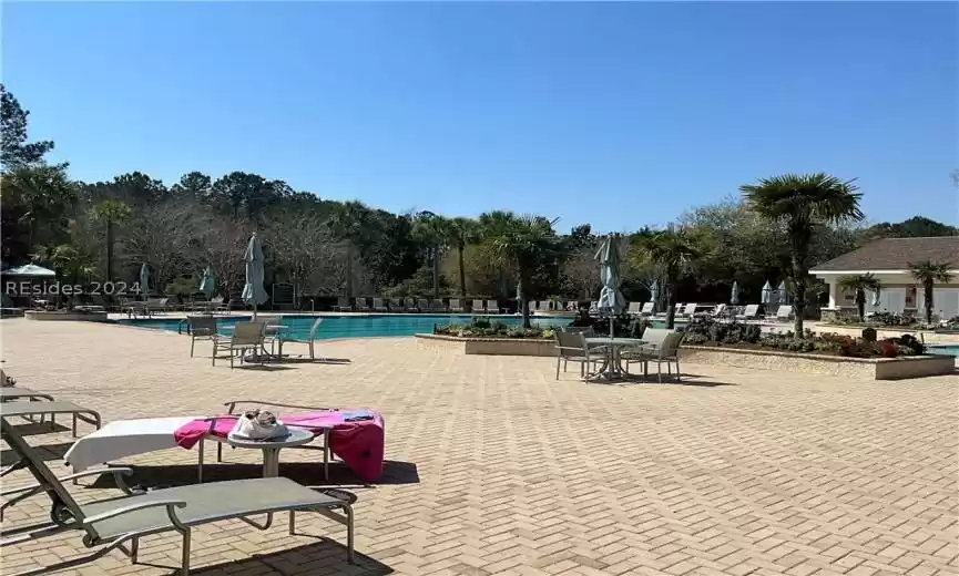 Salt Water/Heated Pool