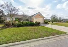 Bluffton, South Carolina 29909, 2 Bedrooms Bedrooms, ,2 BathroomsBathrooms,Residential,For Sale,442578
