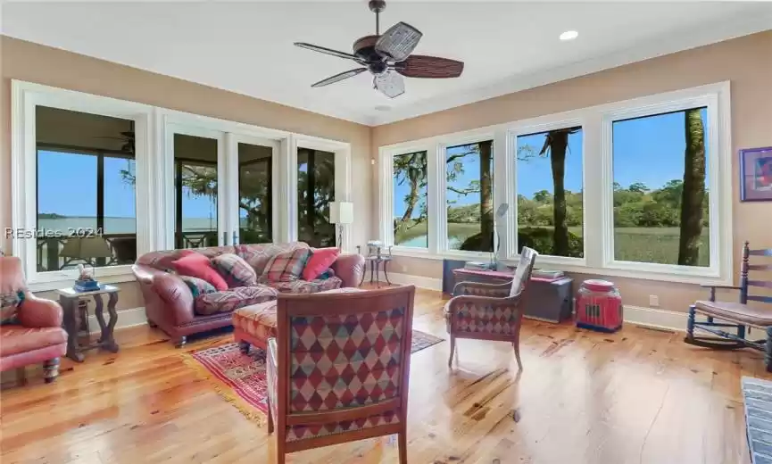 Hilton Head Island, South Carolina 29926, 5 Bedrooms Bedrooms, ,4 BathroomsBathrooms,Residential,For Sale,442510