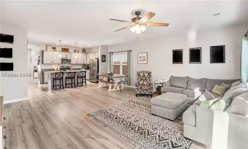 Beaufort, South Carolina 29906, 4 Bedrooms Bedrooms, ,2 BathroomsBathrooms,Residential,For Sale,442808