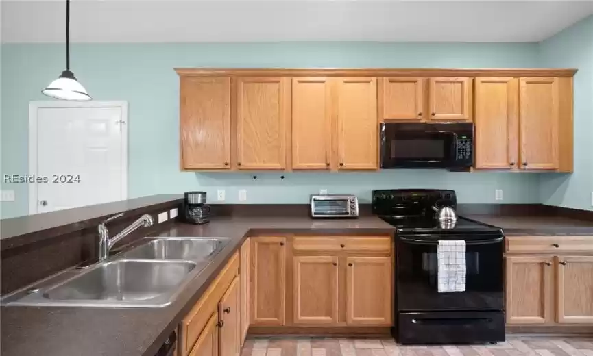 Bluffton, South Carolina 29910, 3 Bedrooms Bedrooms, ,2 BathroomsBathrooms,Residential,For Sale,442844