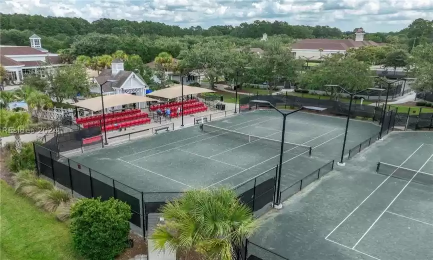 Community tennis courts