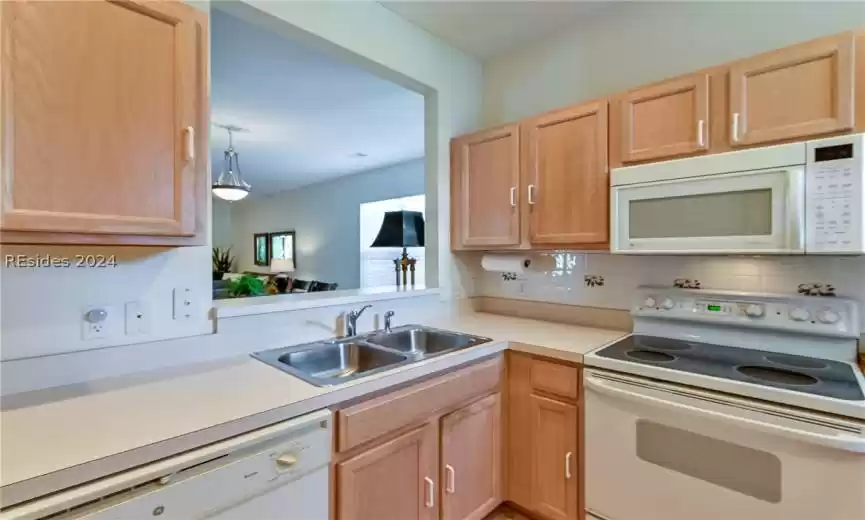 Bluffton, South Carolina 29909, 3 Bedrooms Bedrooms, ,2 BathroomsBathrooms,Residential,For Sale,442903