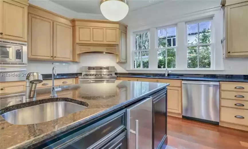 Beaufort, South Carolina 29907, 4 Bedrooms Bedrooms, ,4 BathroomsBathrooms,Residential,For Sale,442909