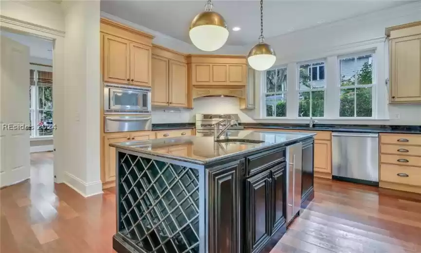 Beaufort, South Carolina 29907, 4 Bedrooms Bedrooms, ,4 BathroomsBathrooms,Residential,For Sale,442909
