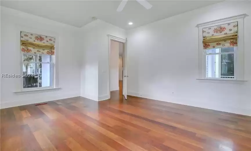 Beaufort, South Carolina 29907, 4 Bedrooms Bedrooms, ,4 BathroomsBathrooms,Residential,For Sale,442909