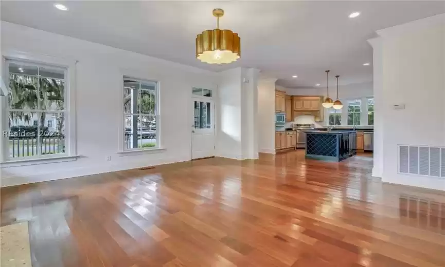 Beaufort, South Carolina 29907, 4 Bedrooms Bedrooms, ,4 BathroomsBathrooms,Residential,For Sale,442909
