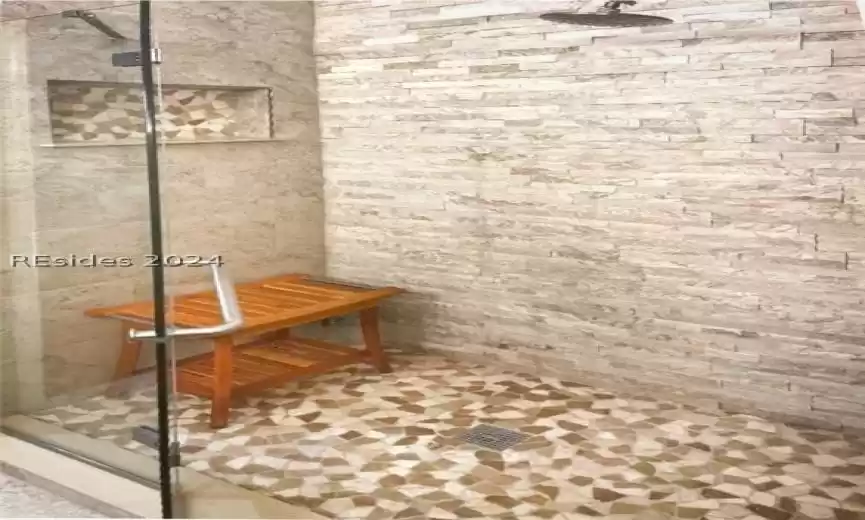 Primary Shower