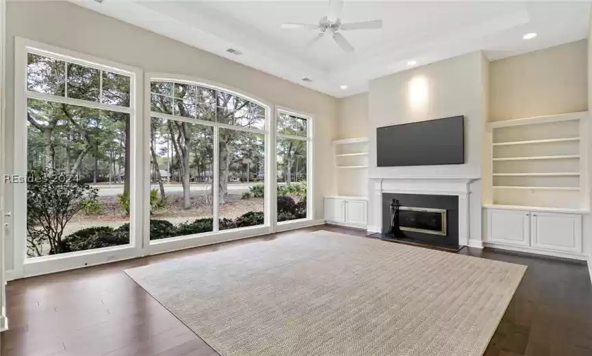 Hilton Head Island, South Carolina 29926, 4 Bedrooms Bedrooms, ,4 BathroomsBathrooms,Residential,For Sale,442284