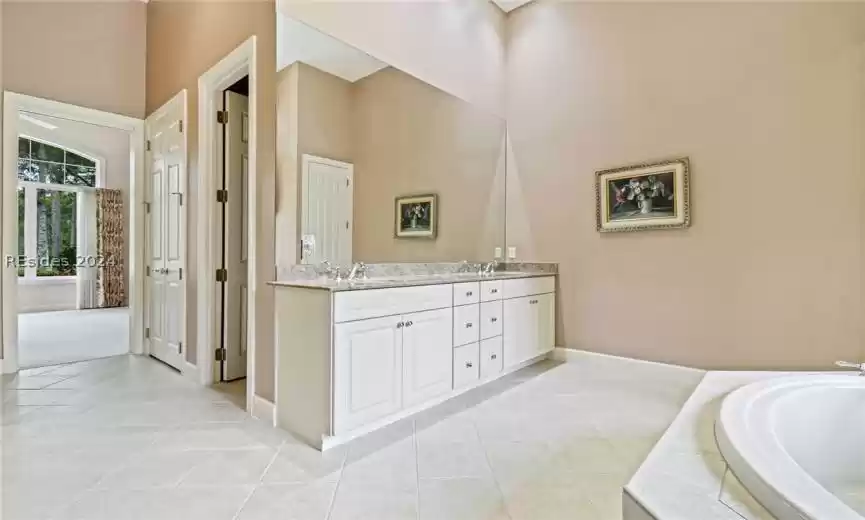 Hilton Head Island, South Carolina 29926, 4 Bedrooms Bedrooms, ,4 BathroomsBathrooms,Residential,For Sale,442284