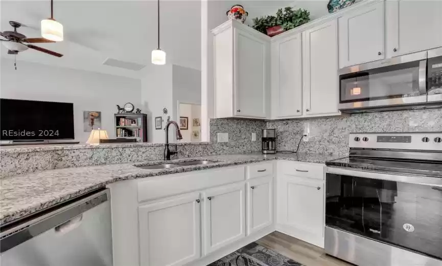 Ridgeland, South Carolina 29936, 3 Bedrooms Bedrooms, ,2 BathroomsBathrooms,Residential,For Sale,442492