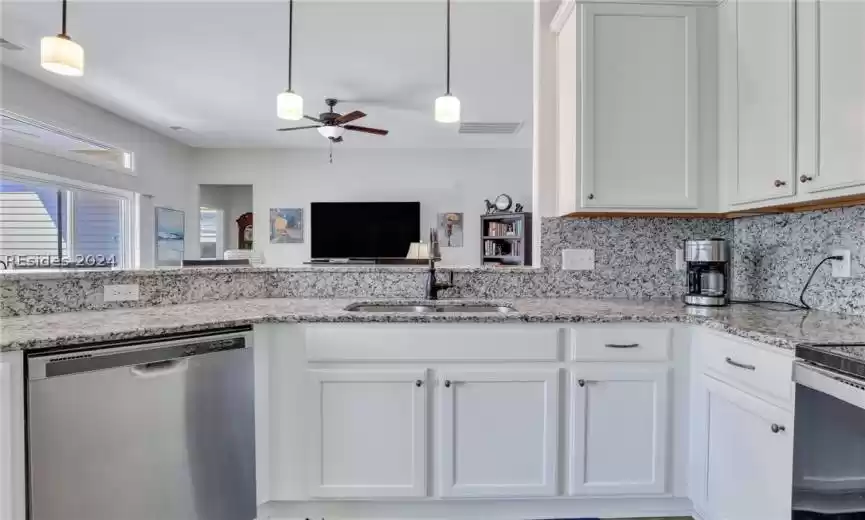 Ridgeland, South Carolina 29936, 3 Bedrooms Bedrooms, ,2 BathroomsBathrooms,Residential,For Sale,442492