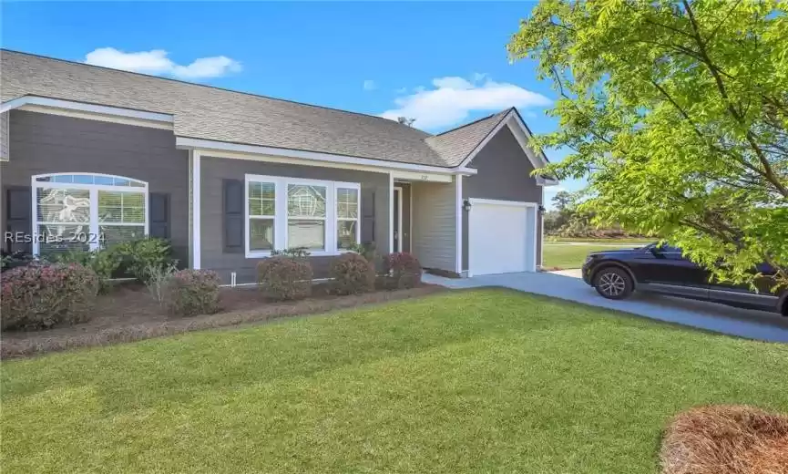 Bluffton, South Carolina 29909, 3 Bedrooms Bedrooms, ,3 BathroomsBathrooms,Residential,For Sale,442927
