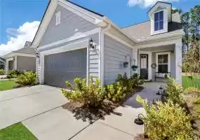 Bluffton, South Carolina 29909, 2 Bedrooms Bedrooms, ,2 BathroomsBathrooms,Residential,For Sale,442822