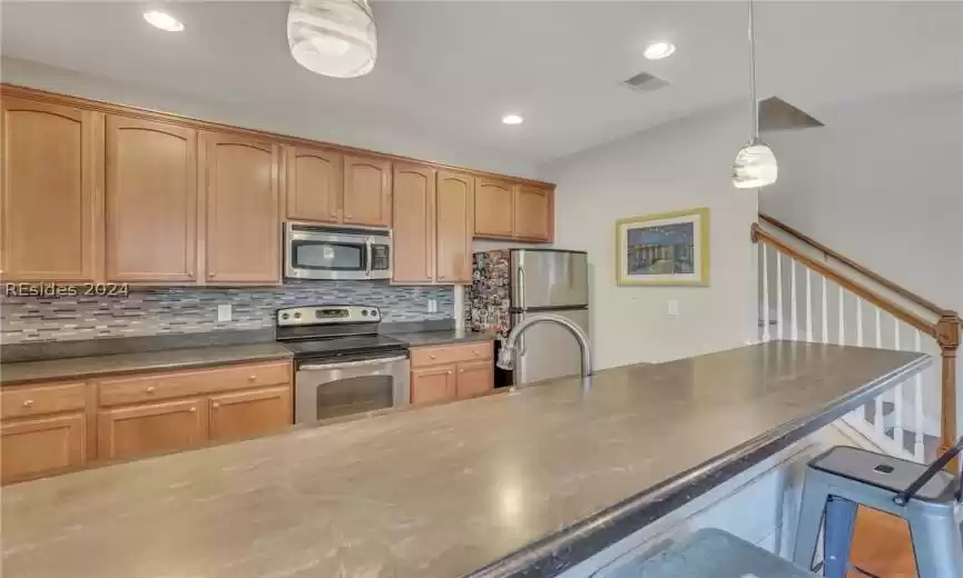 Bluffton, South Carolina 29909, 4 Bedrooms Bedrooms, ,2 BathroomsBathrooms,Residential,For Sale,441887