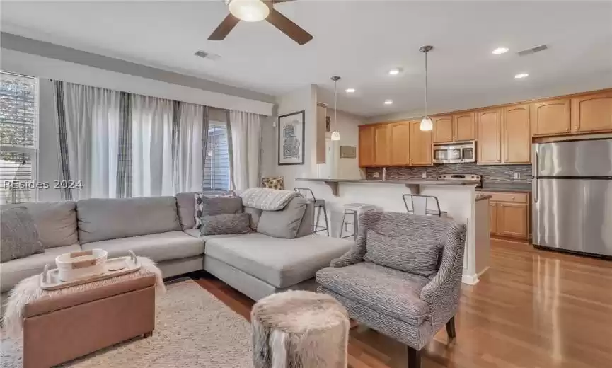 Bluffton, South Carolina 29909, 4 Bedrooms Bedrooms, ,2 BathroomsBathrooms,Residential,For Sale,441887