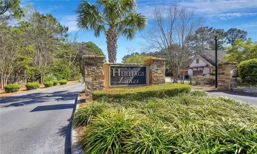 Bluffton, South Carolina 29910, 4 Bedrooms Bedrooms, ,3 BathroomsBathrooms,Residential,For Sale,442906