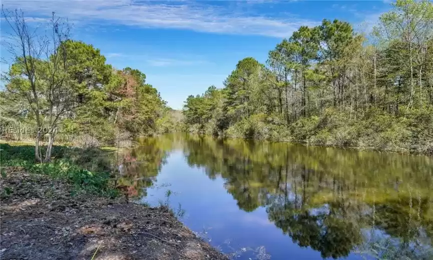 Bluffton, South Carolina 29910, 4 Bedrooms Bedrooms, ,3 BathroomsBathrooms,Residential,For Sale,442906