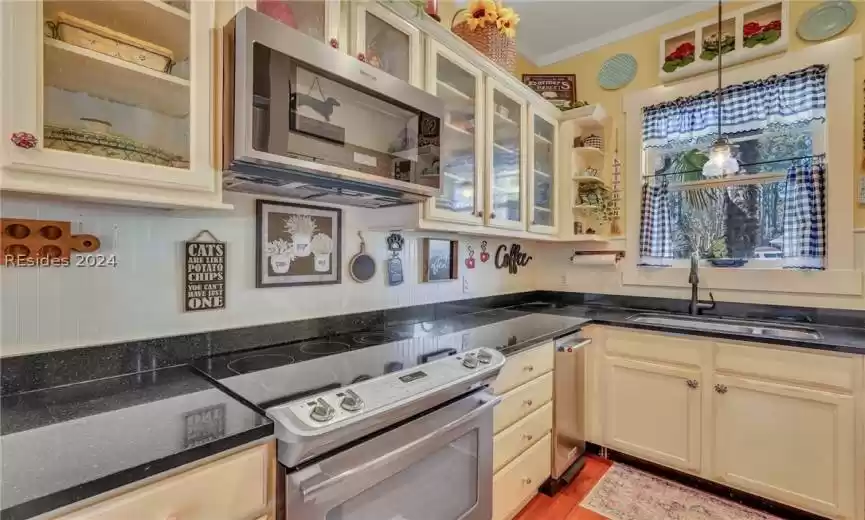 Bluffton, South Carolina 29910, 4 Bedrooms Bedrooms, ,3 BathroomsBathrooms,Residential,For Sale,442906