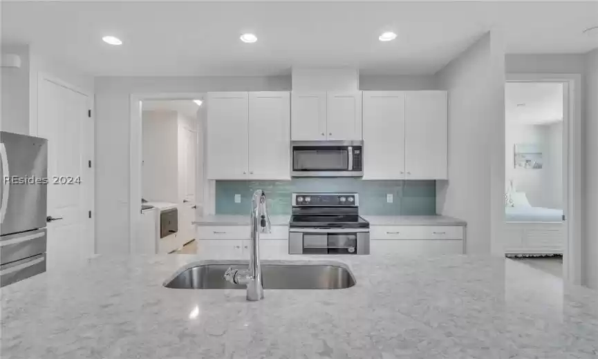 Ample cabinet space