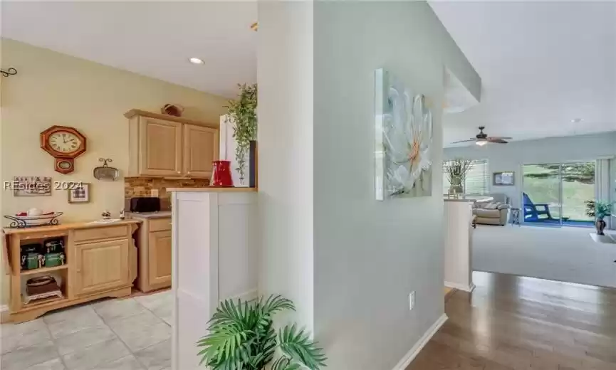 Foyer leading into the kitchen