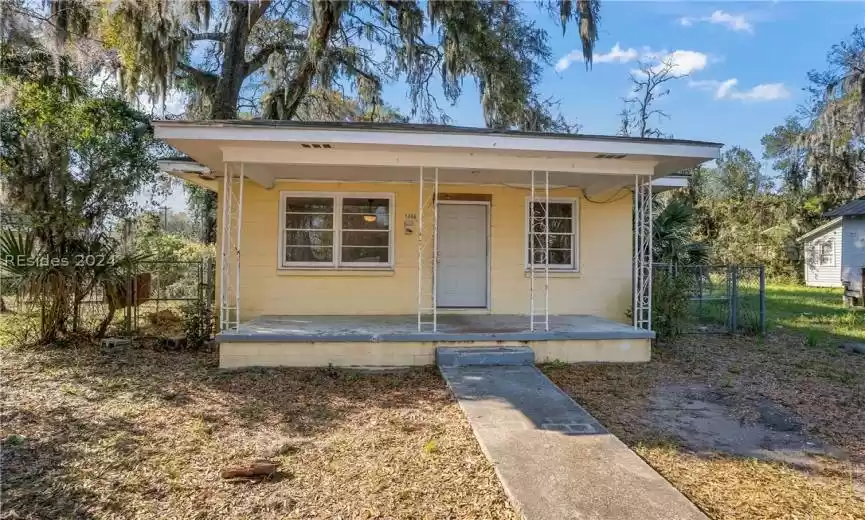 Beaufort, South Carolina 29902, 3 Bedrooms Bedrooms, ,1 BathroomBathrooms,Residential,For Sale,442829