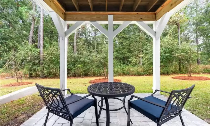 *Pictures are from a staged Blakely in Charleston*