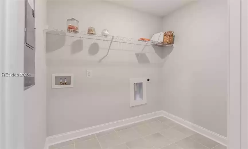 *Pictures are from a staged Blakely in Charleston*