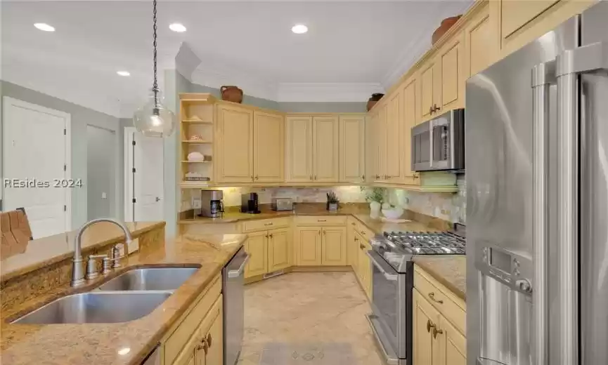 Gas stove top