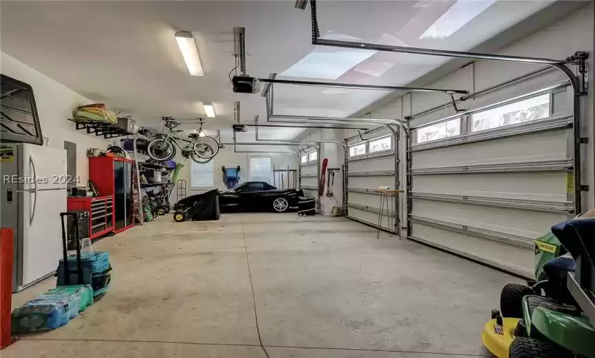 3 Car Garage