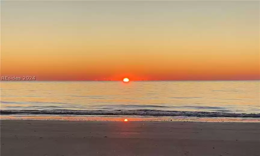 Sun Rise - Port Royal Beach!