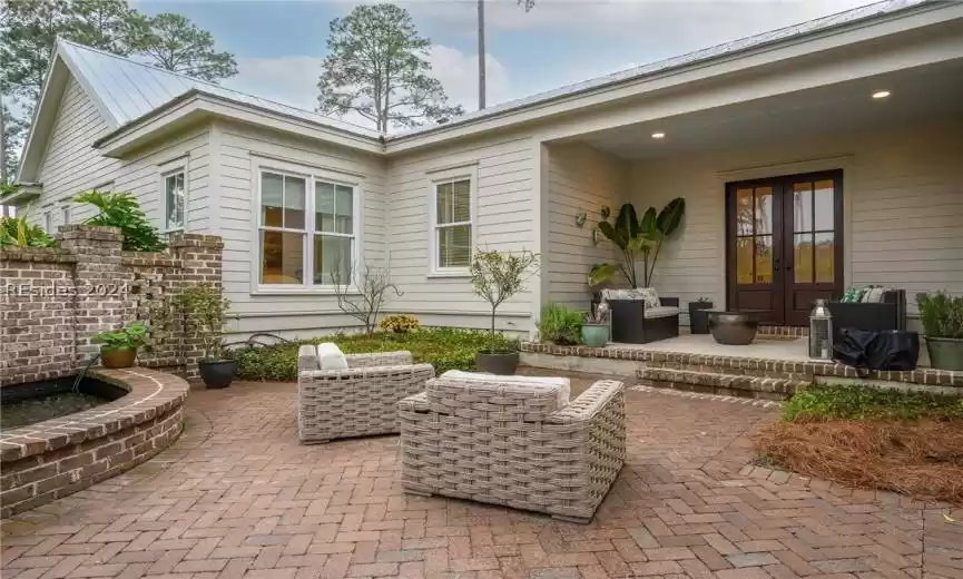 Bluffton, South Carolina 29910, 3 Bedrooms Bedrooms, ,3 BathroomsBathrooms,Residential,For Sale,442892