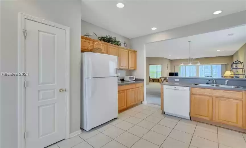 Bluffton, South Carolina 29909, 2 Bedrooms Bedrooms, ,2 BathroomsBathrooms,Residential,For Sale,442473